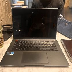 ASUS VivoBook S14 – i7-12700H | 12GB RAM | 512GB SSD | Intel Iris Xe | Windows 11