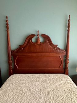 Solid Cherry Queen Bedroom Set