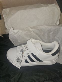 New in Box Adidas size 3 kids