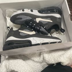 nike women’s air max