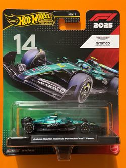 Hot Wheels Premium 2025 F1 Aston Martin Aramco Team #14 Fernando Alonso Real Riders