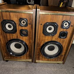 Floor Speakers
