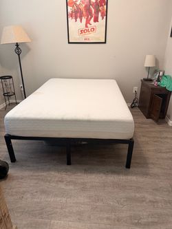 Mattress with Black Metal Bed Frame