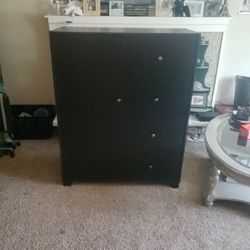 Like New Dresser