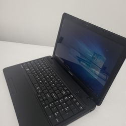 TOSHIBA SATELLITE WITH 15.6 INCH SCREEN AND FULL SIZE KEYBOARD (LAP48)