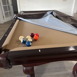 Pool Table/billiard table, great condition, thoroughly redone