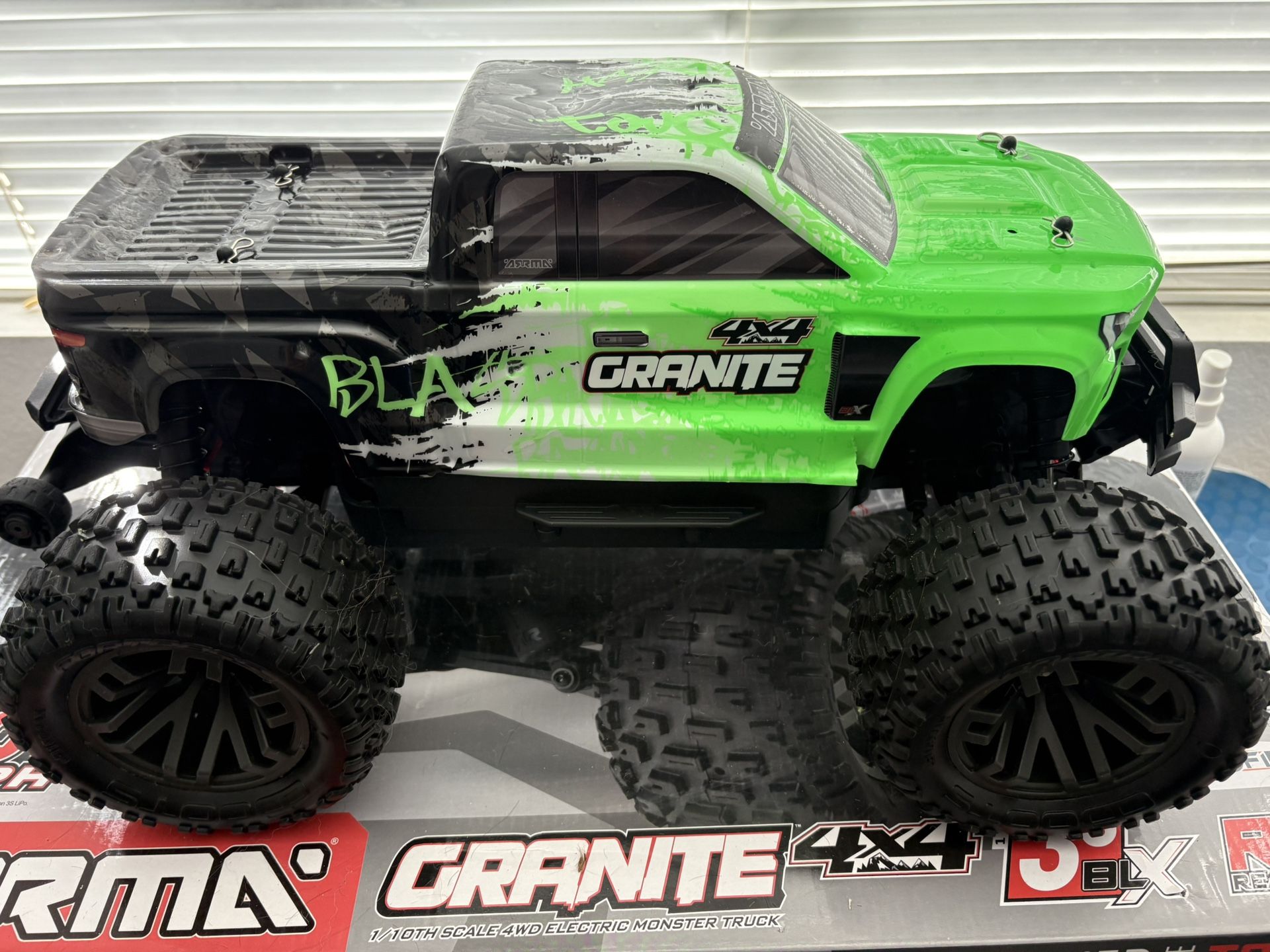 ARRMA Granite 4x4 Truck RC 
