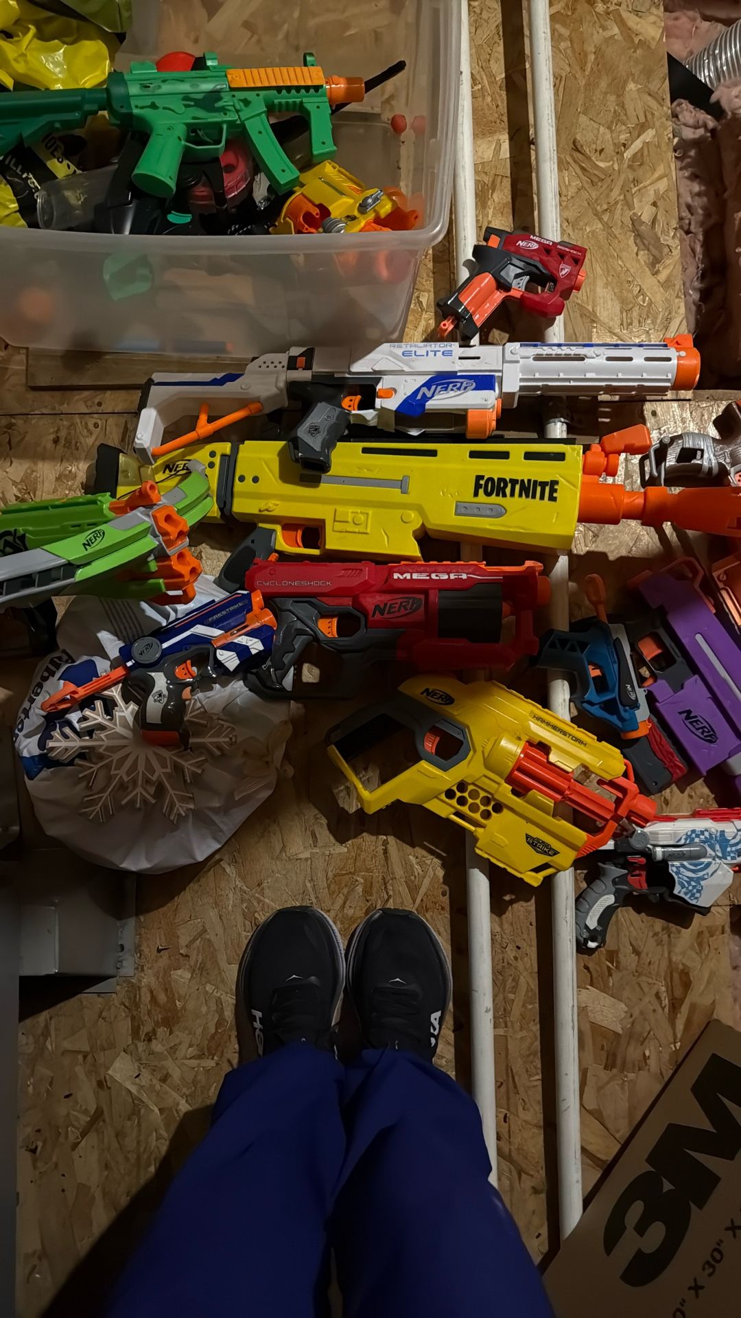 11 Nerf Guns