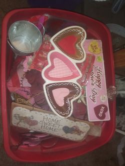 A full tote full of Valentines decorations