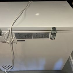 Magic Chef Chest Freezer