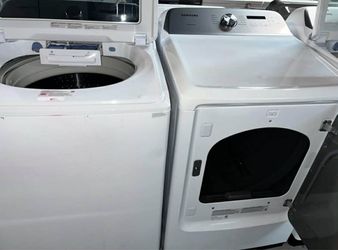 Samsung - (5.4 cu.ft. )High-Efficiency Smart Top Load And Dryer (7.4 cu-ft )front Load.  New Washer , semi use Dryer.