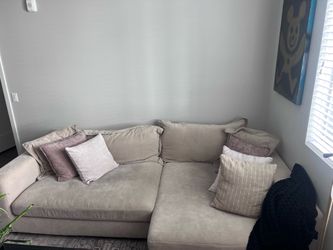 Sectional couch