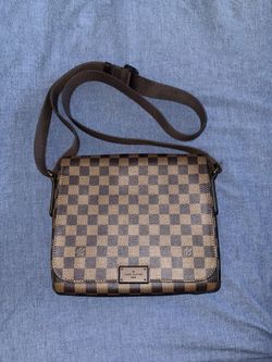 Louis Vuitton Damier District PM Shoulder Bag Brown Damier ebene 