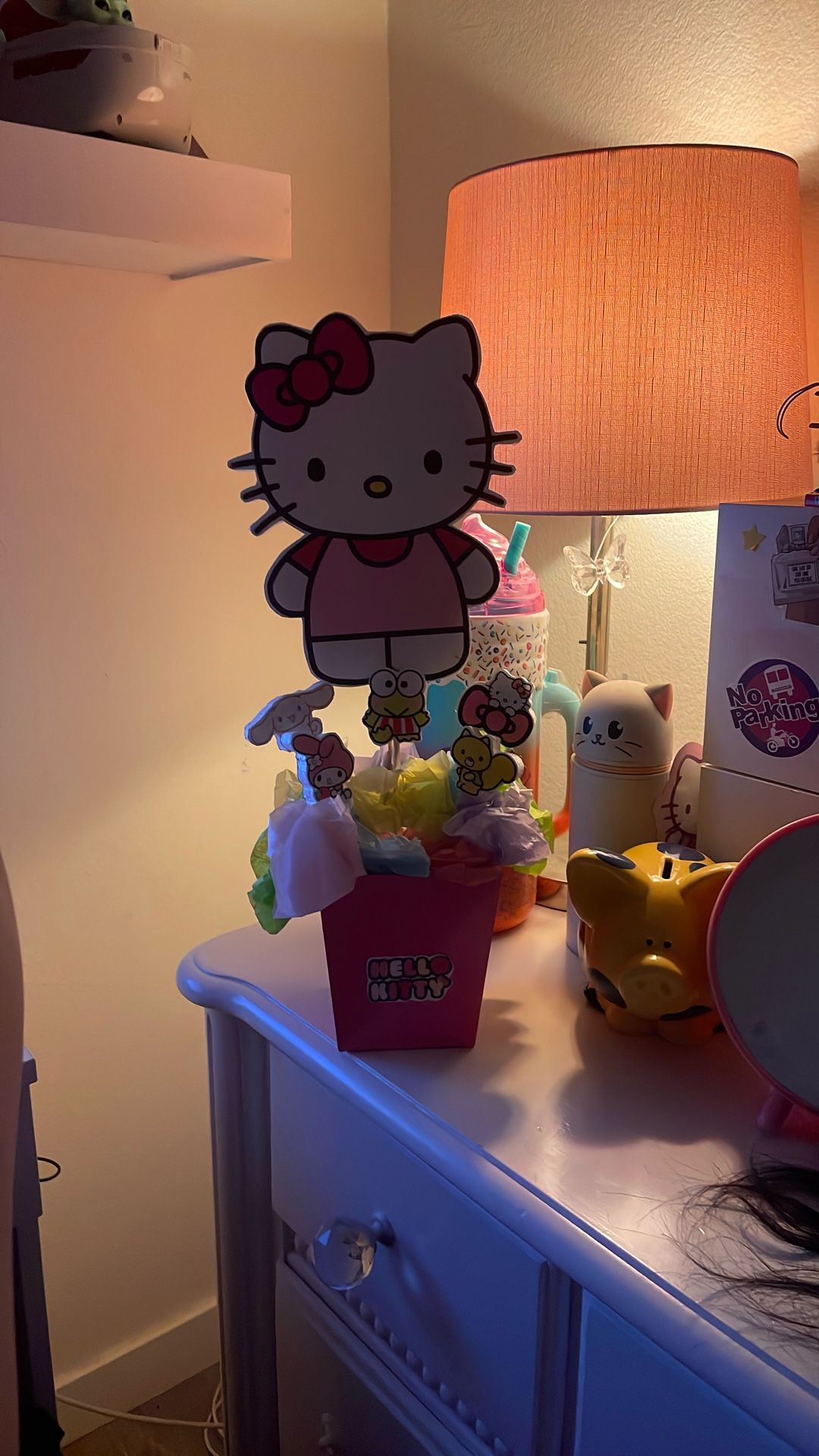 hello kitty birthday decoration