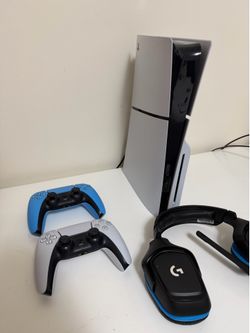 PS5 Disc Edition Bundle – 2 Controllers + Logitech Gaming Headset
