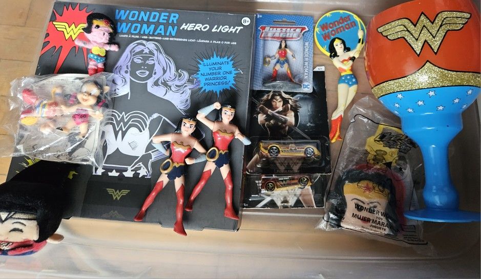 Wonder Woman Lot