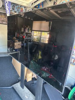 75 inch tv on wheel Samsung not smart tv