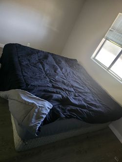 King soze mattress and box springs