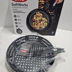 OXO SoftWorks Carbon Steel 12" BBQ Pan