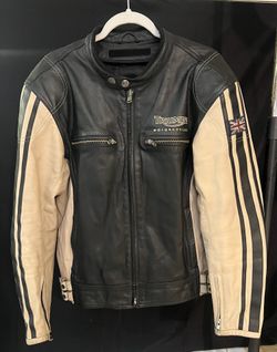 Beautiful Brown and Tan US 45 euro 54 leather jacket in excellent condition. 