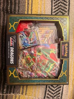 Pokémon VMAX Dragons Premium Collection Box