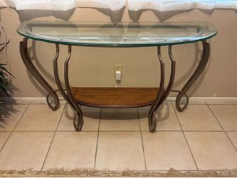 Sofa / Side table