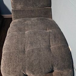 Raley Tufted Armless Chaise Lounge