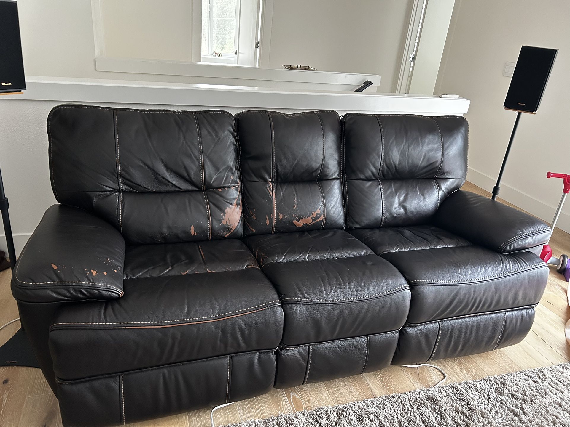 🛋️ Costco Tomlin Leather Power Reclining Sofa