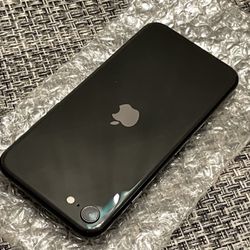 Renewed Black 64GB iPhone SE! Unlocked! Excellent Condition 