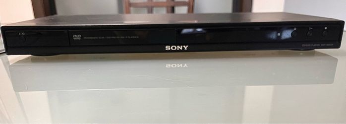 Make offer. CD DVD player