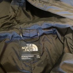 Woman’s Long Black Northface 