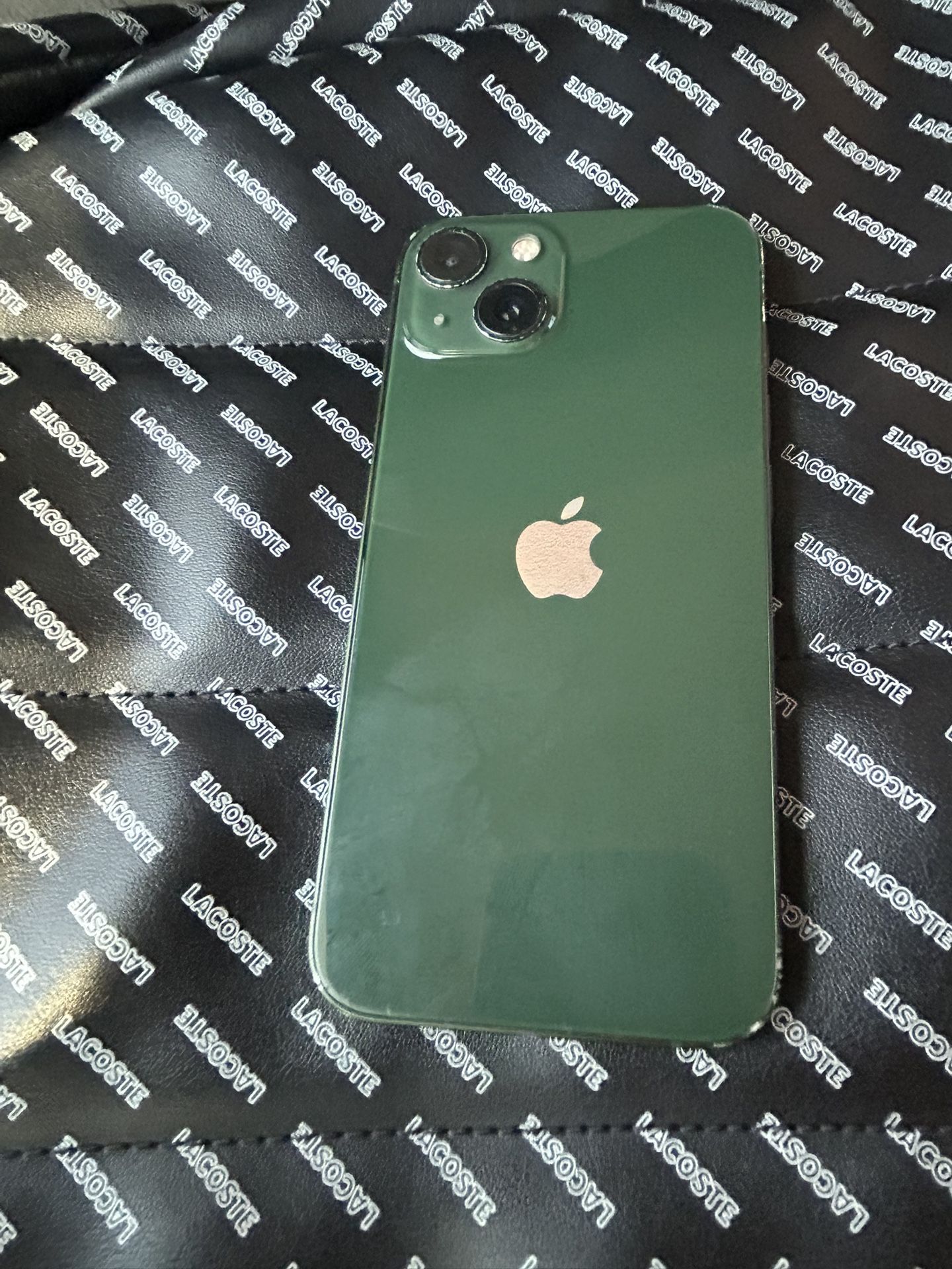iPhone13