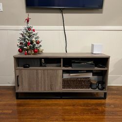 TV Stand/Media Console Table 
