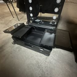 Portable Vanity/Makeup Case Trolley