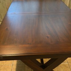 Dinning Table With 6 Chairs 