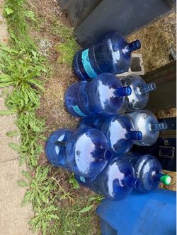Free 5 gal jugs