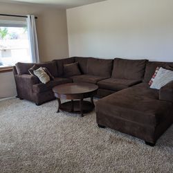 Sectional Couch/ Sectional With Round Coffee Table