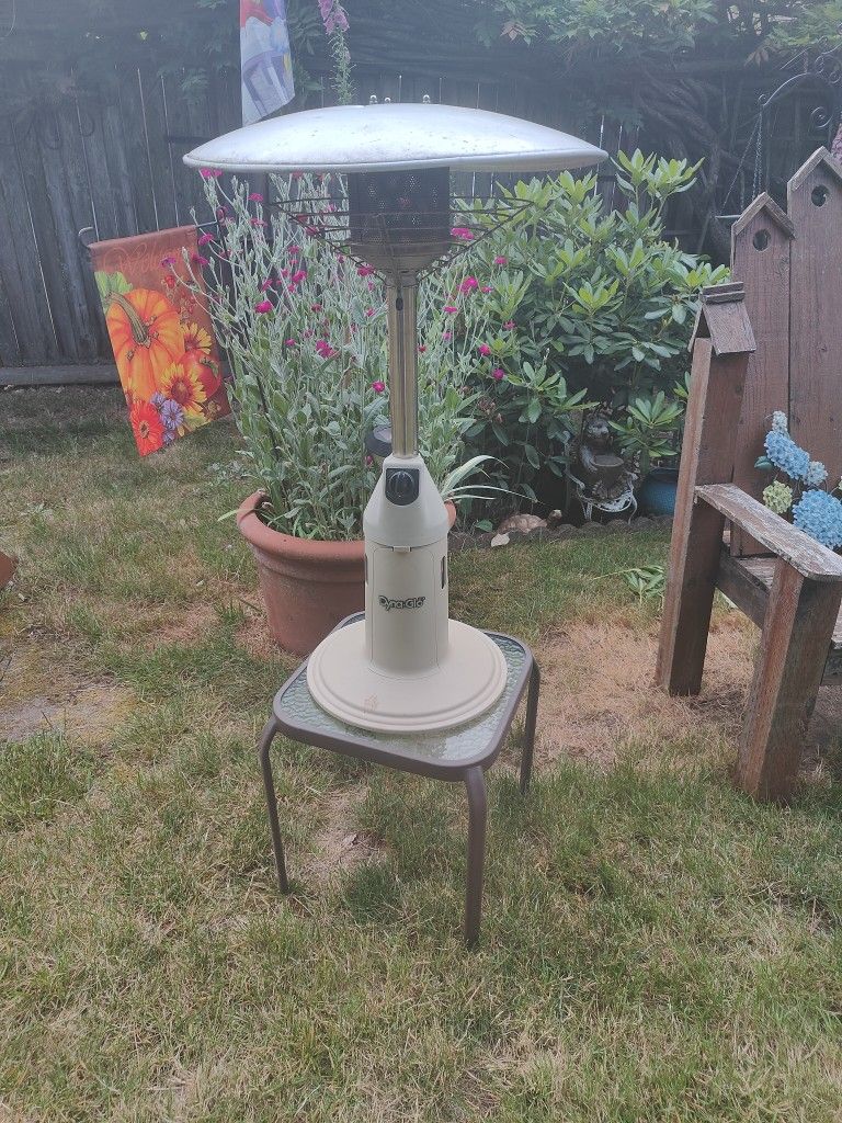 Dyno Glo Table Heater