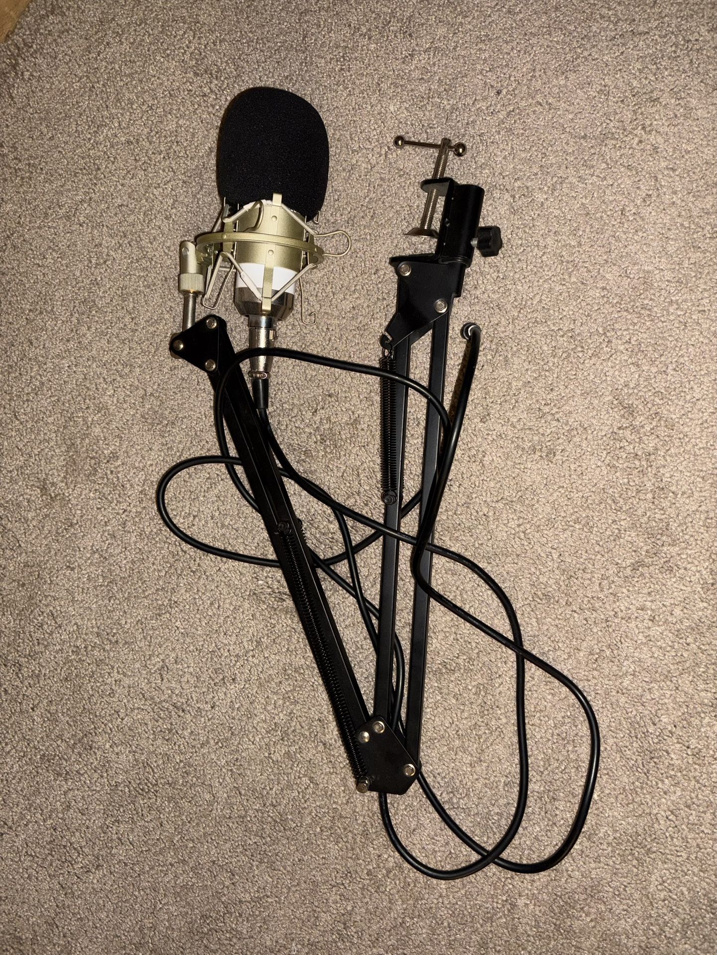 Desk Mounted Studio Mic