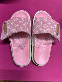 Woman’s Slides