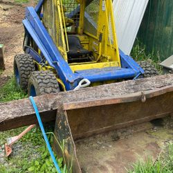 New Holland Skid Steere