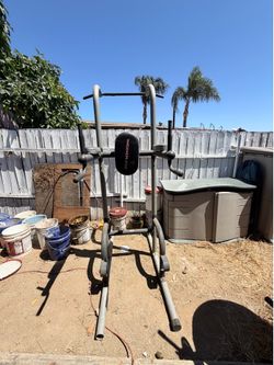 Pull up/dip/push-up station