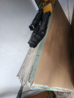 Free 30 pieces of drywall