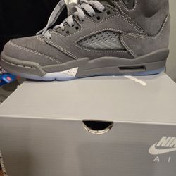 Brand New Jordan 5 Wolf Grey Grade School 6.5