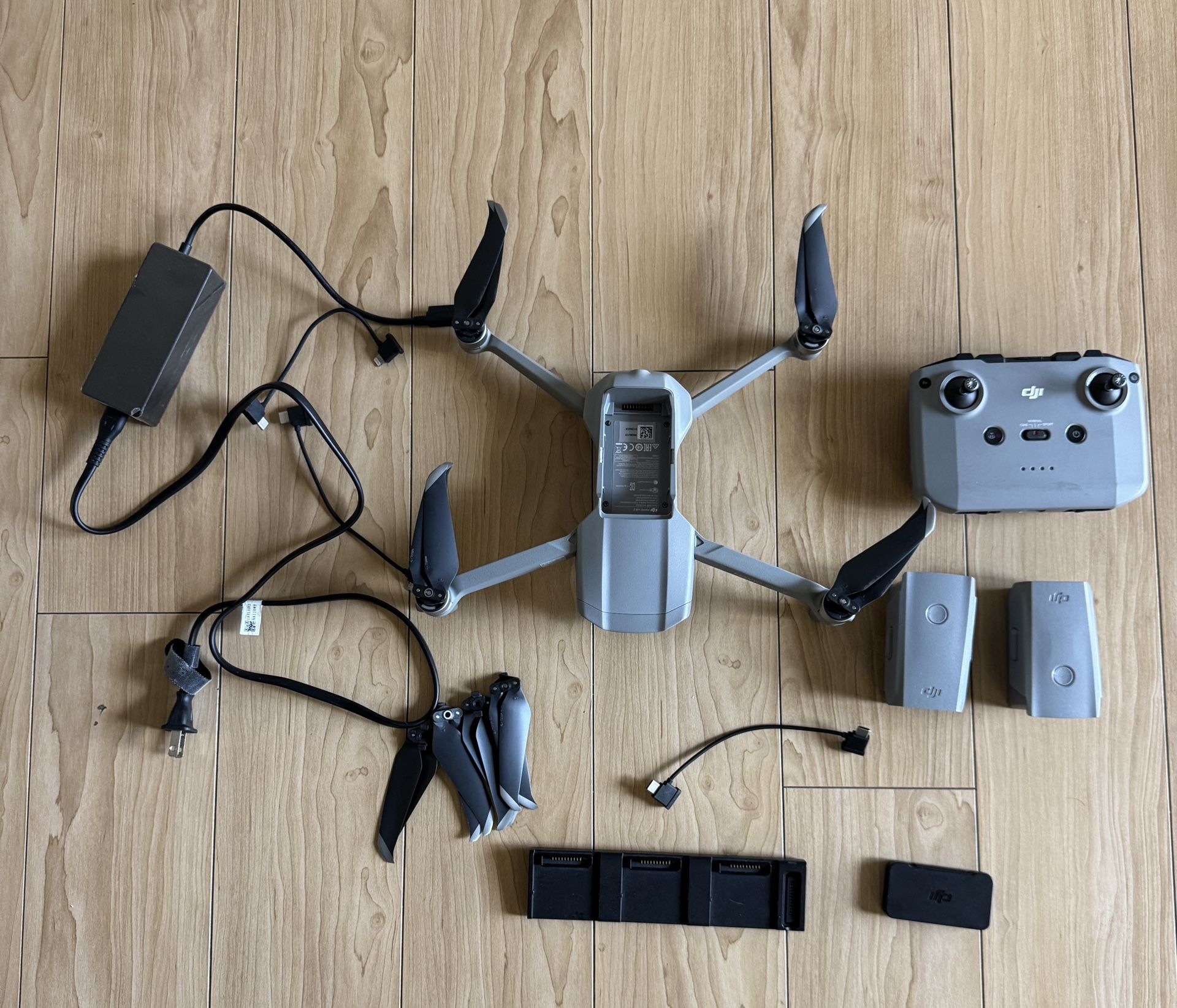 DJI Mavic Air 2 Fly More Combo - Drone Quadcopter UAV with 48MP Camera 4K Video 