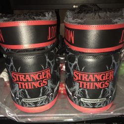 Moon Boots X Stranger Things 