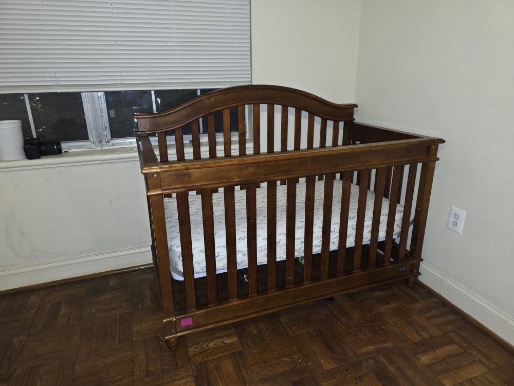 baby crib