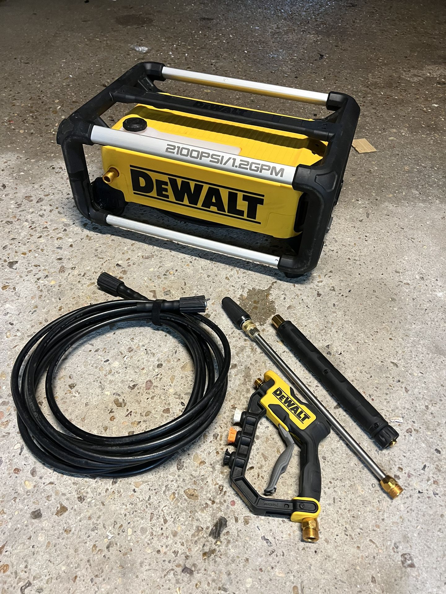 Dewalt 2100psi Electric Pressure Washer
