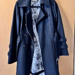 Vintage Guess LA Trench Coach With Button Features And Black N White Lace Design Interior.