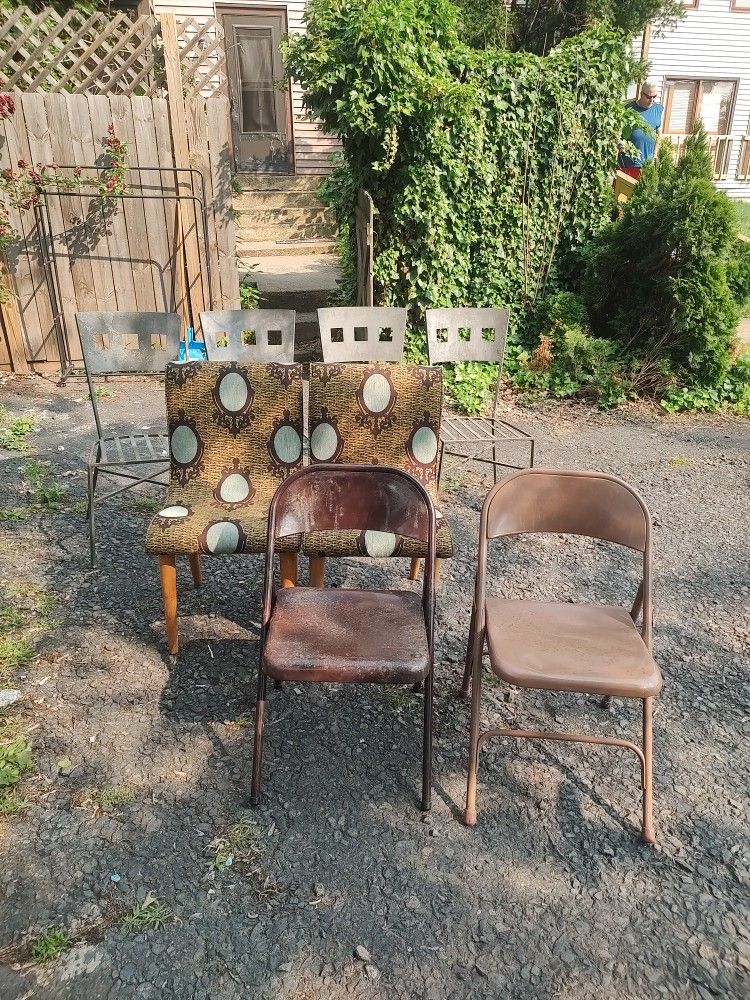 Set Of Chairs-lot Of 3